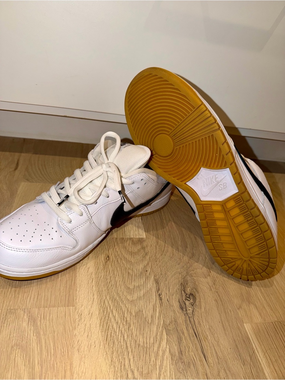 Nike SB White w/ Gum Bottom Size 13 Mens